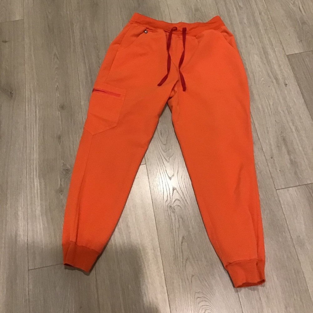 Figs High waisted Bright Orange jogger Petite Med Scrub pants